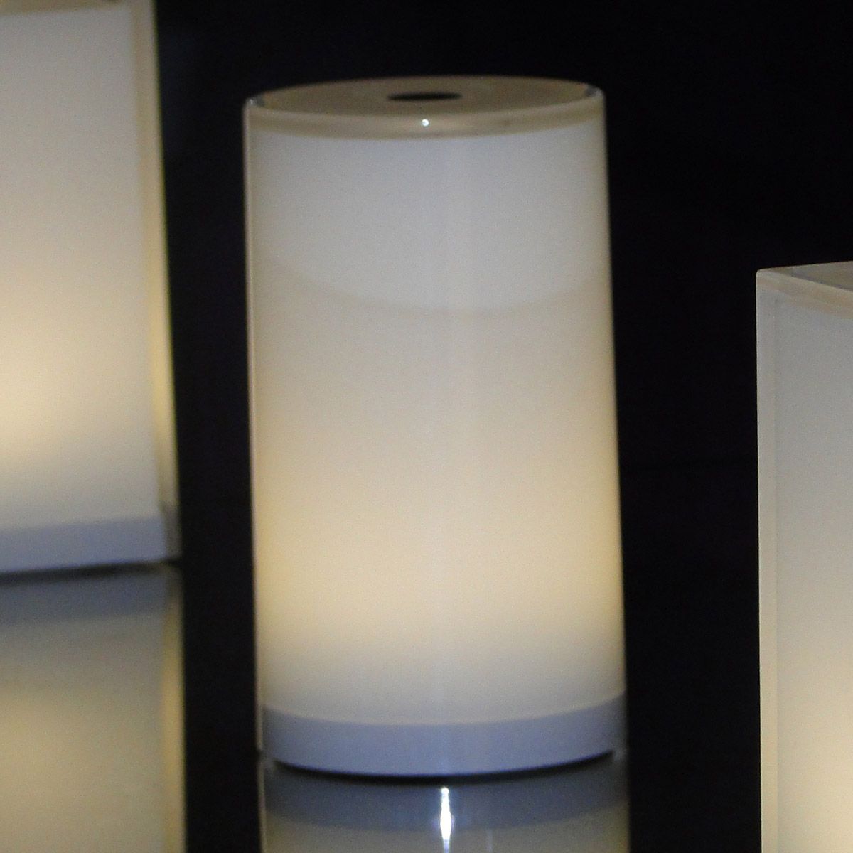 Lanterne lumineuse TUB en polyéthylène blanc