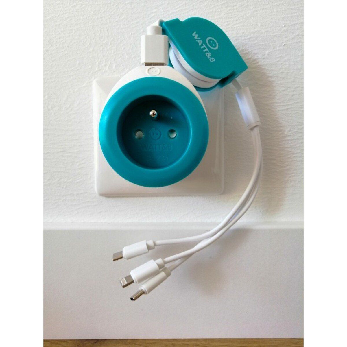 Prise 16A avec chargeur USB turquoise