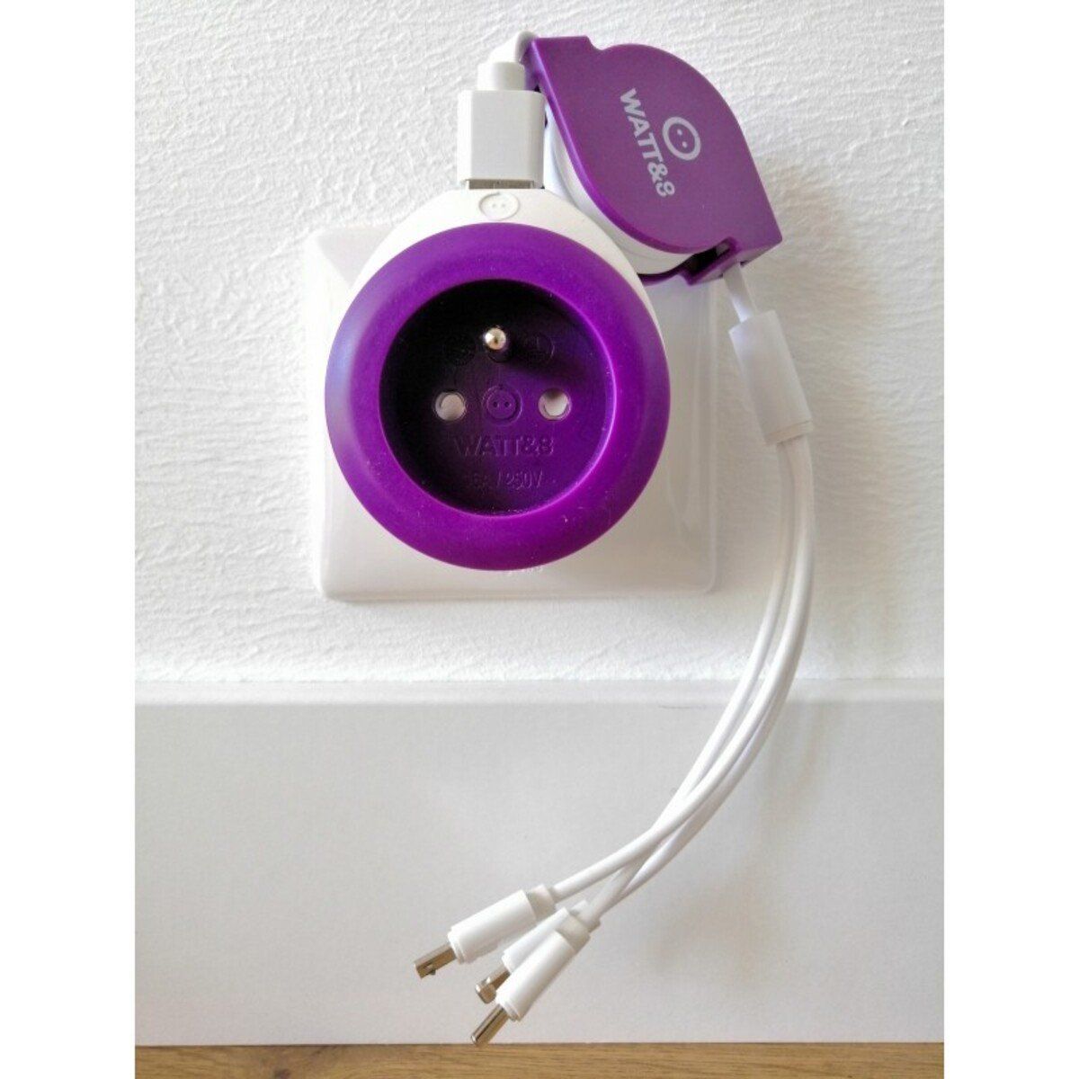 Prise 16A avec chargeur USB violette