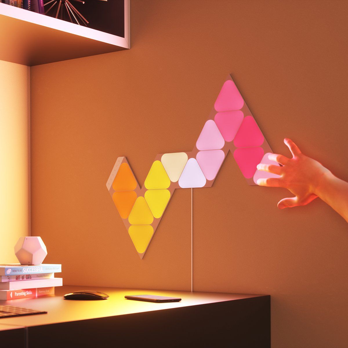 Kit de 10 triangles lumineux design à assembler SHAPES - Keria et