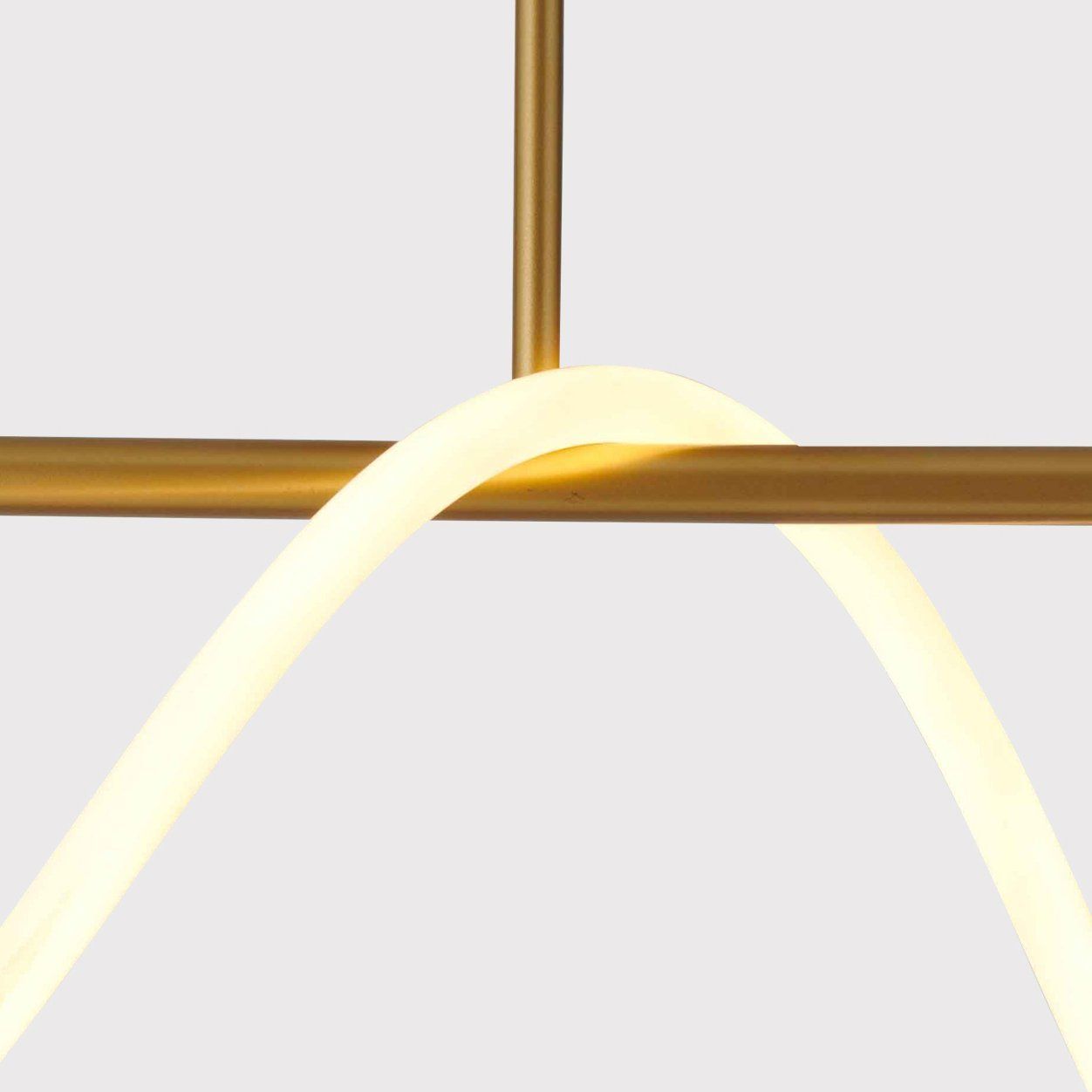 Plafonnier LED ANTIKZIG en métal doré