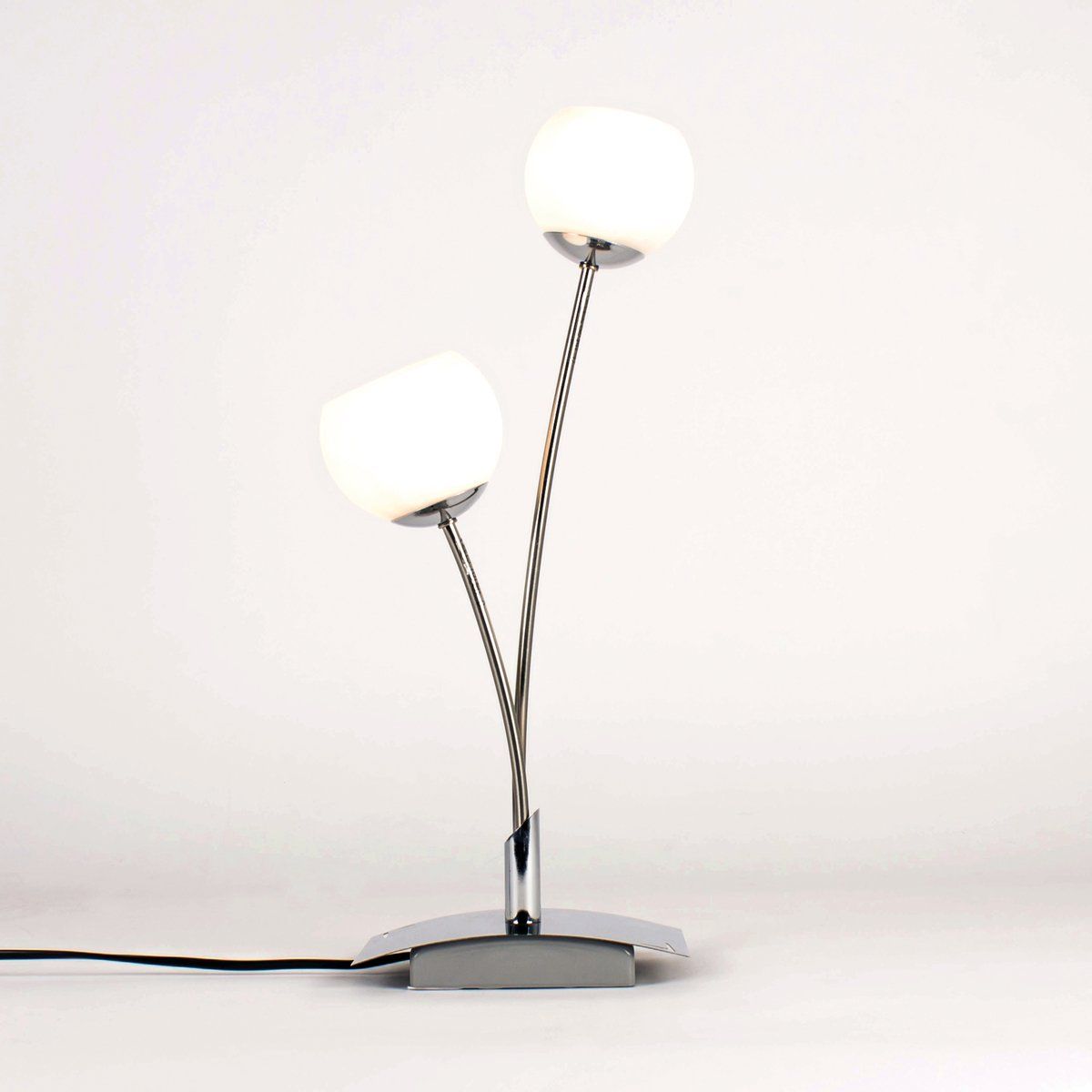 Lampe de table MADLY argentée en métal