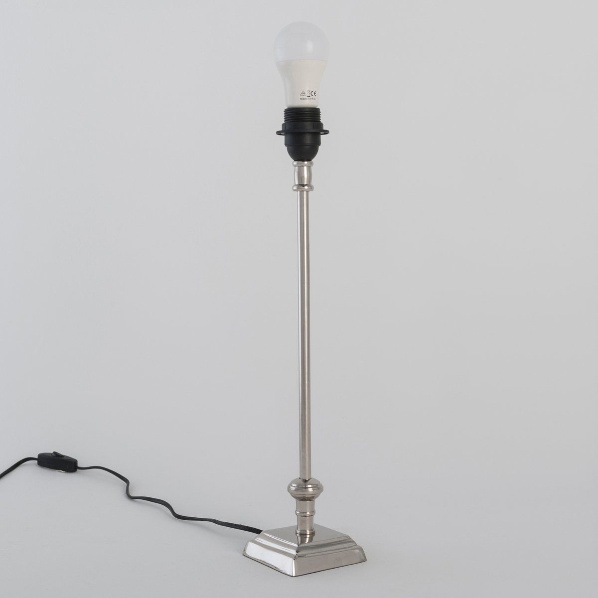 Pied de lampadaire LED VALLS en métal argent chrome - Keria et Laurie  Lumière