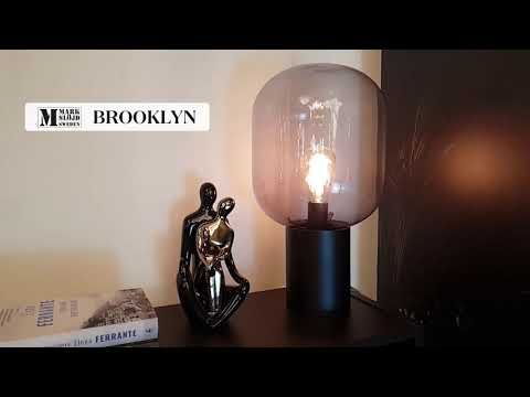 Lampe de table BROOKLYN (H44cm) en métal noir et verre opale blanc