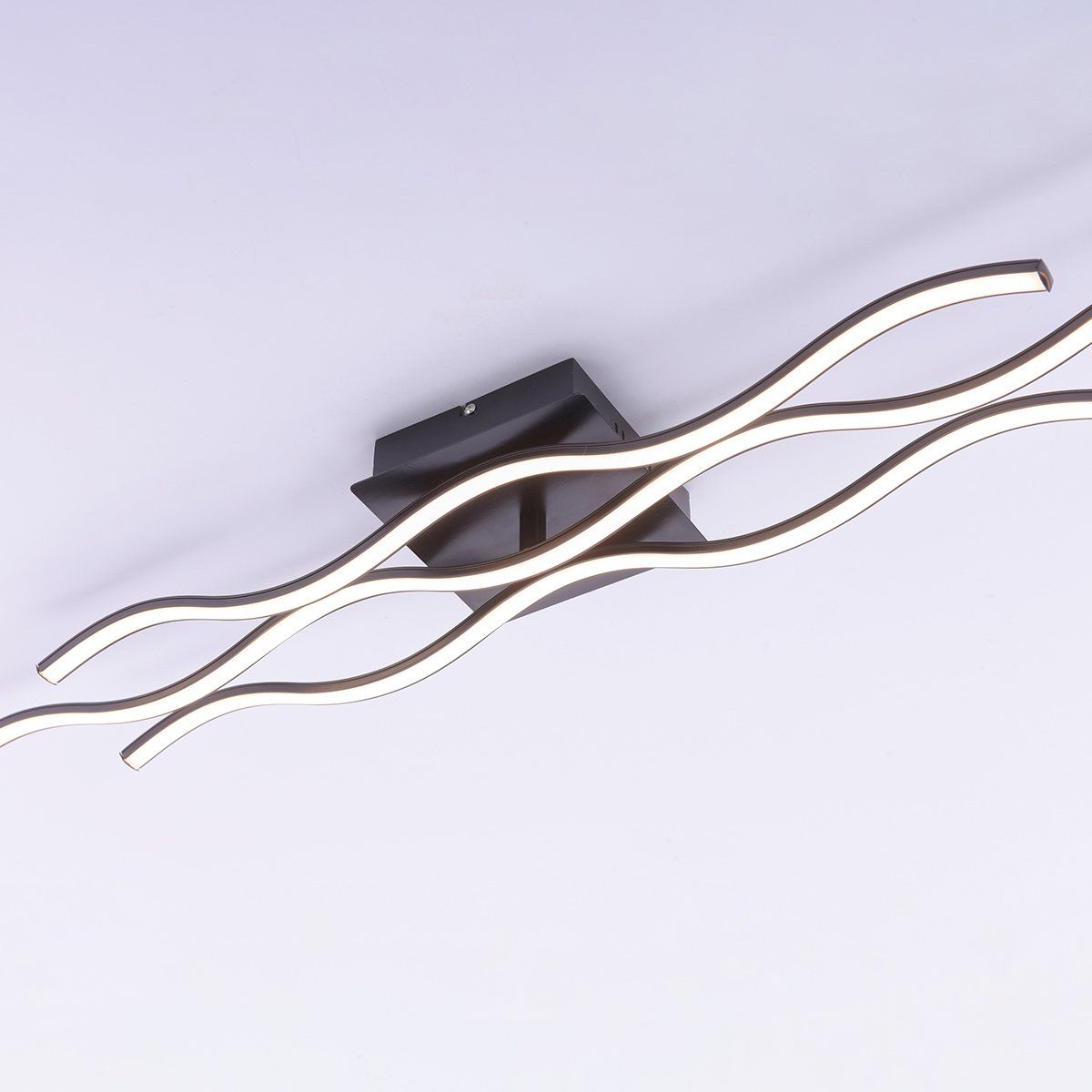 Plafonnier LED LINE noir en métal