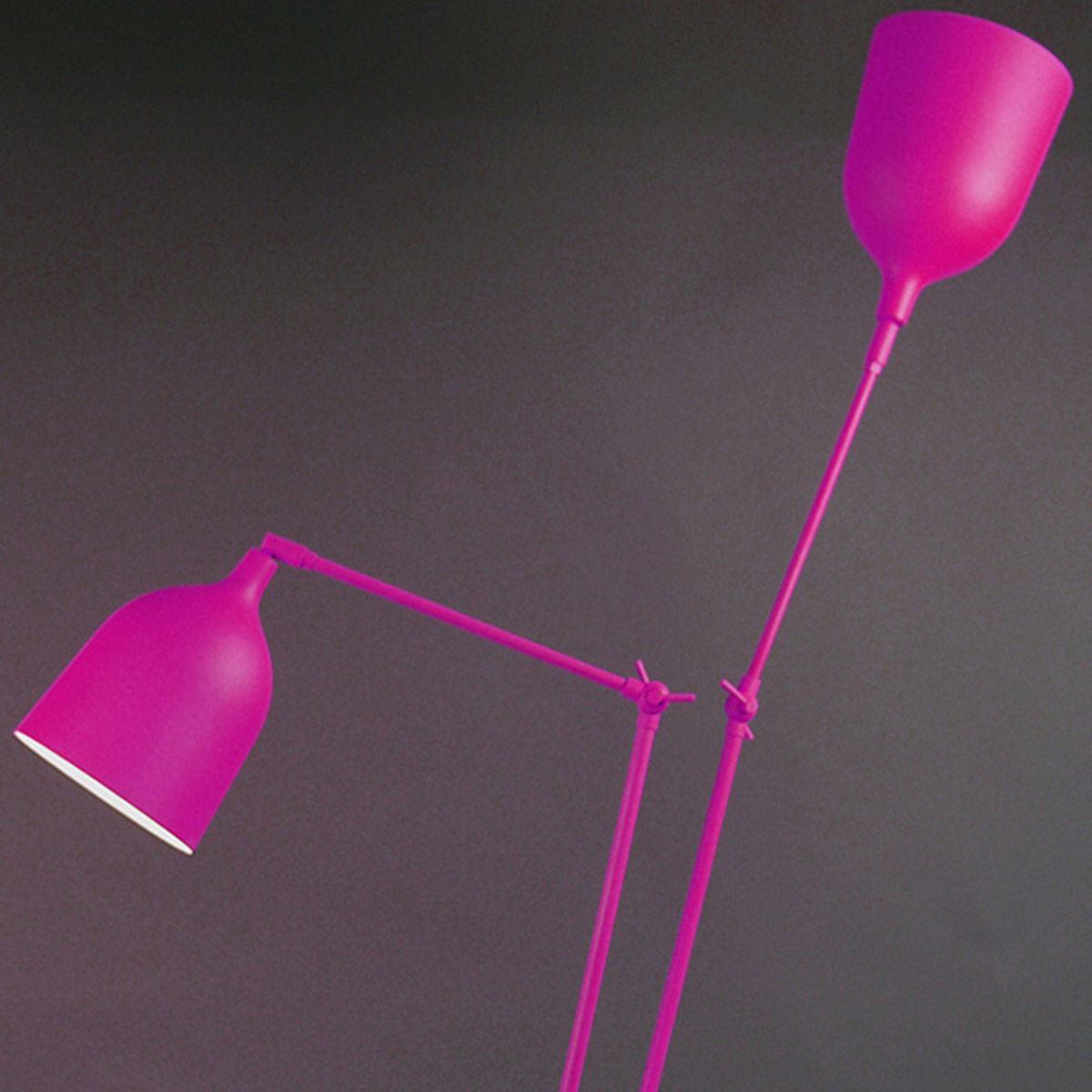 Lampadaire design TWIN rose en métal