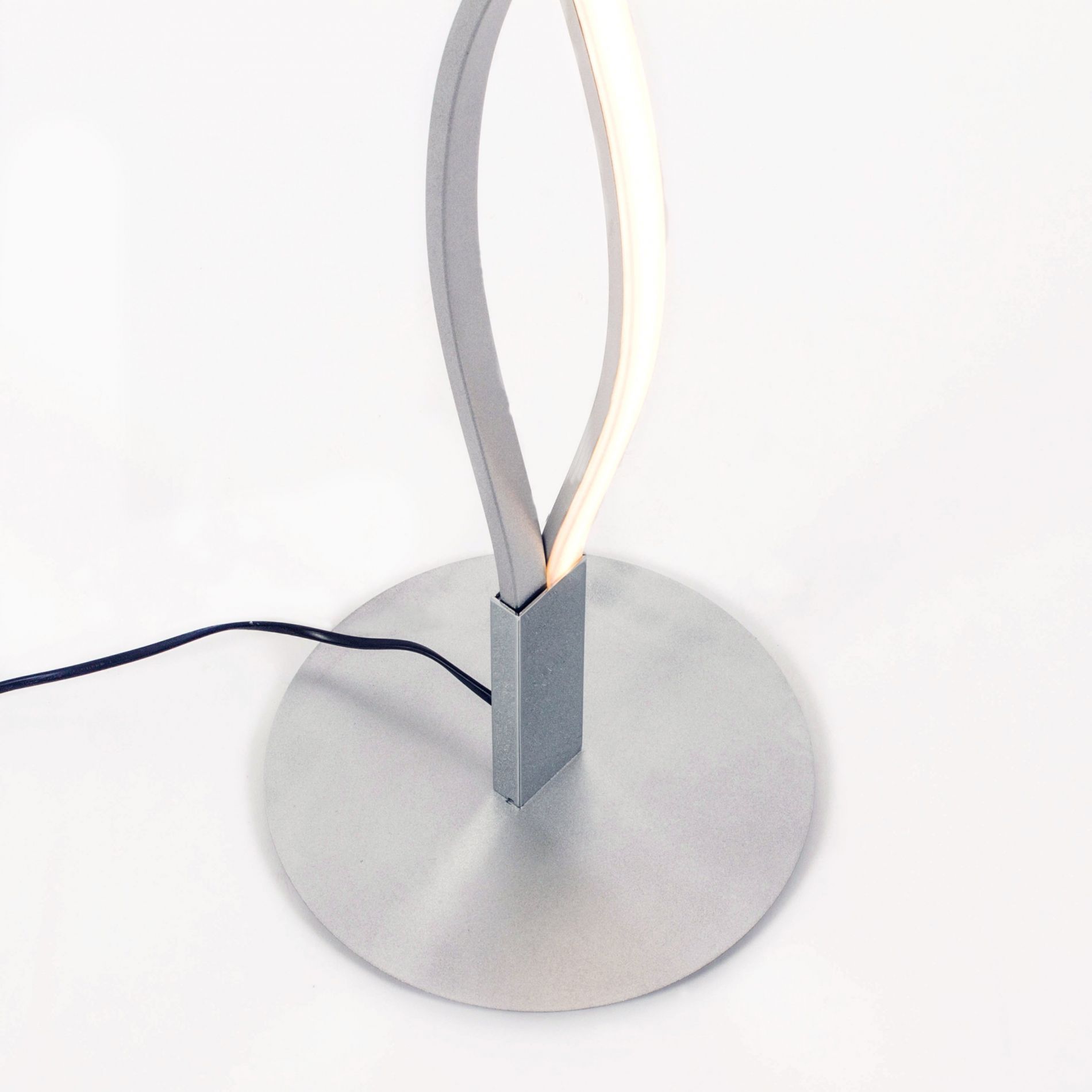 Lampadaire design LED SAHARA en métal argenté