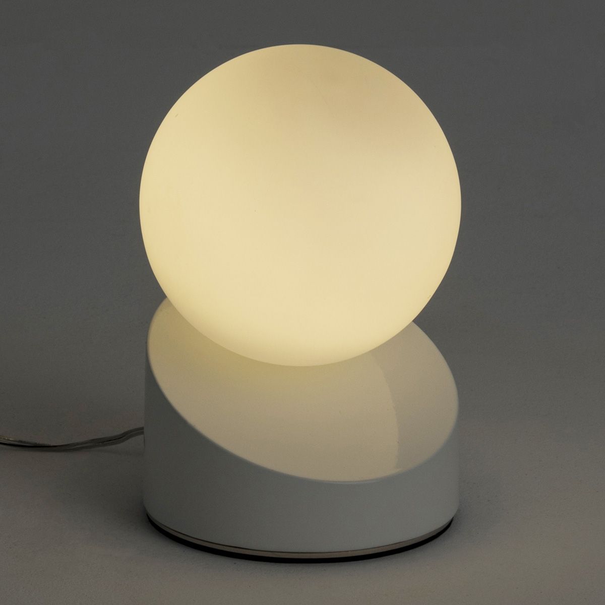Lampe Led à variateur tactile GAVITY blanche en métal et verre