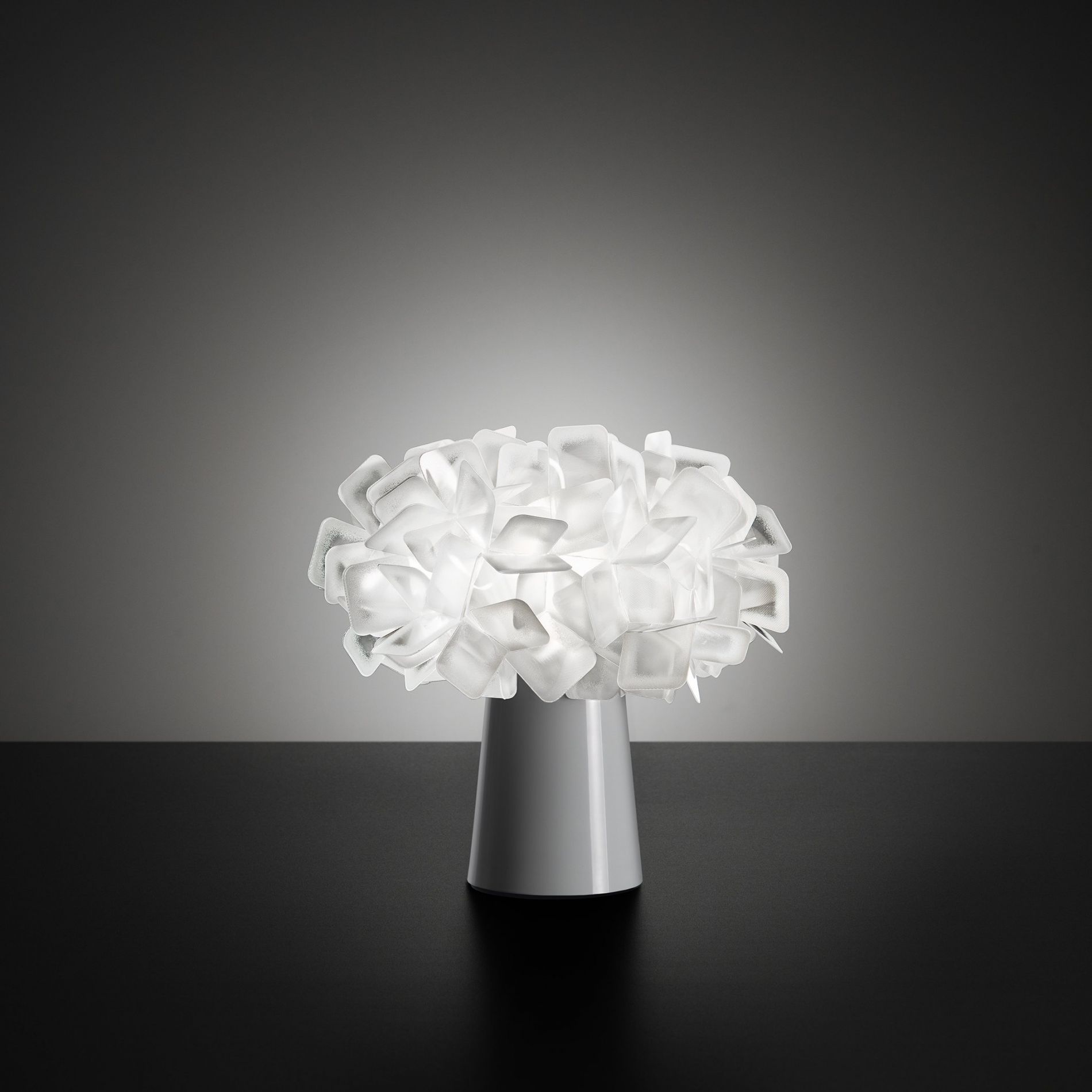 SLAMP - Lampe décorative CLIZIA blanche en PVC
