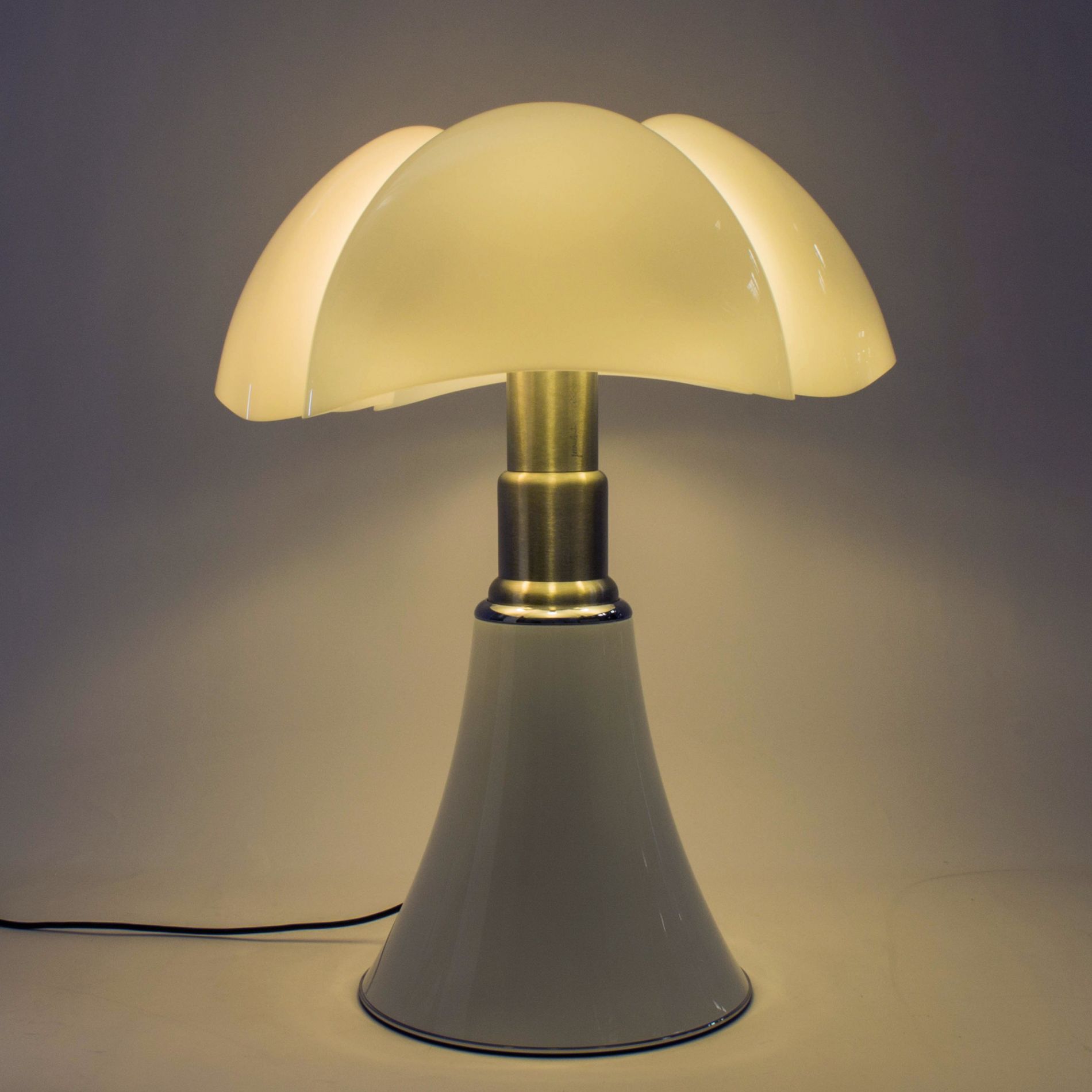 Lampe PIPISTRELLO LED dimmable blanche