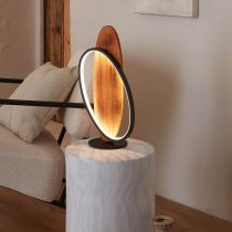 Lampe à poser LED RLOOP en bois naturel et métal