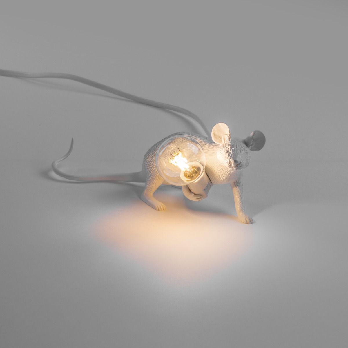 Lampe à poser MOUSE couchée câble USB blanc H8.1cm