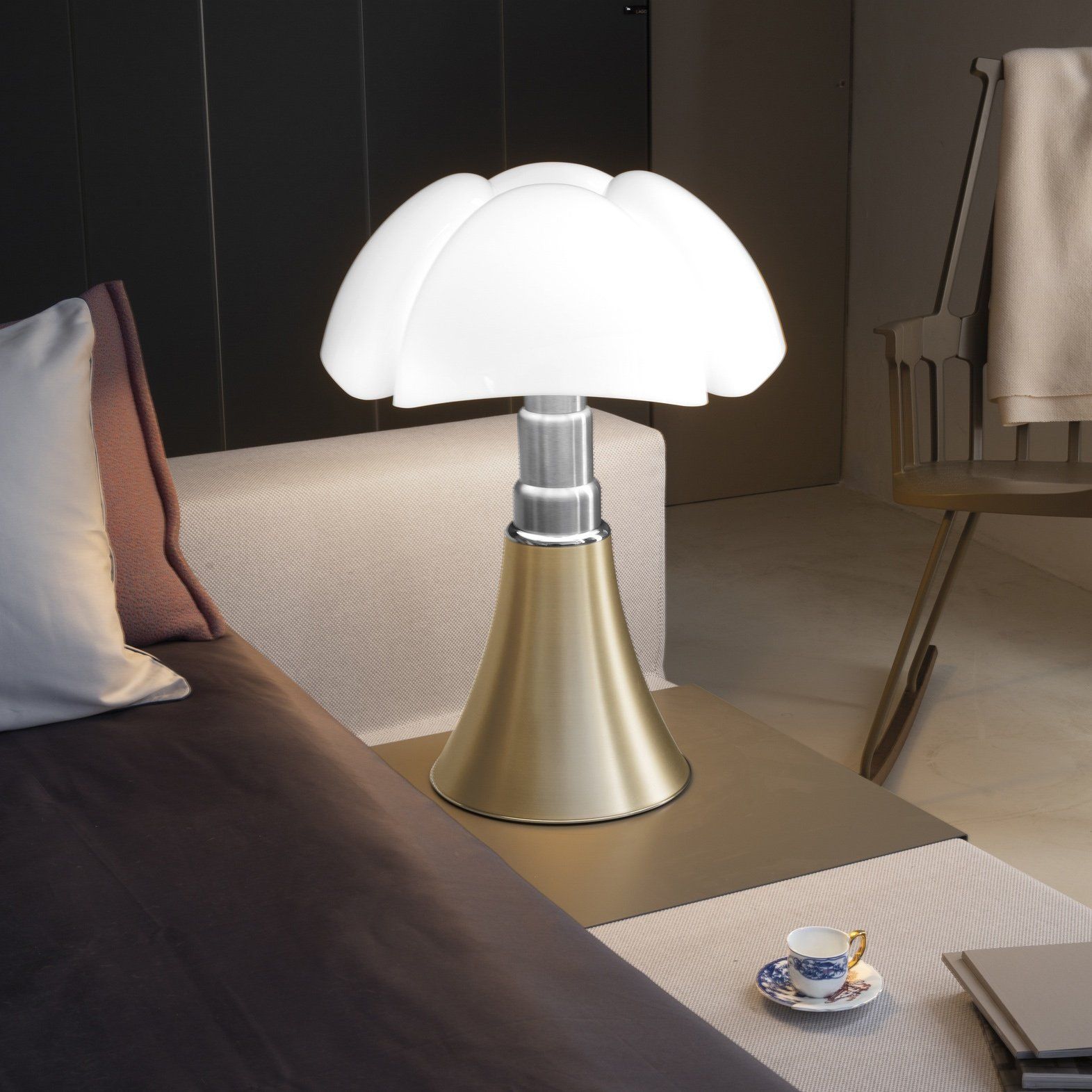 Lampe PIPISTRELLO GM laiton satiné H86cm