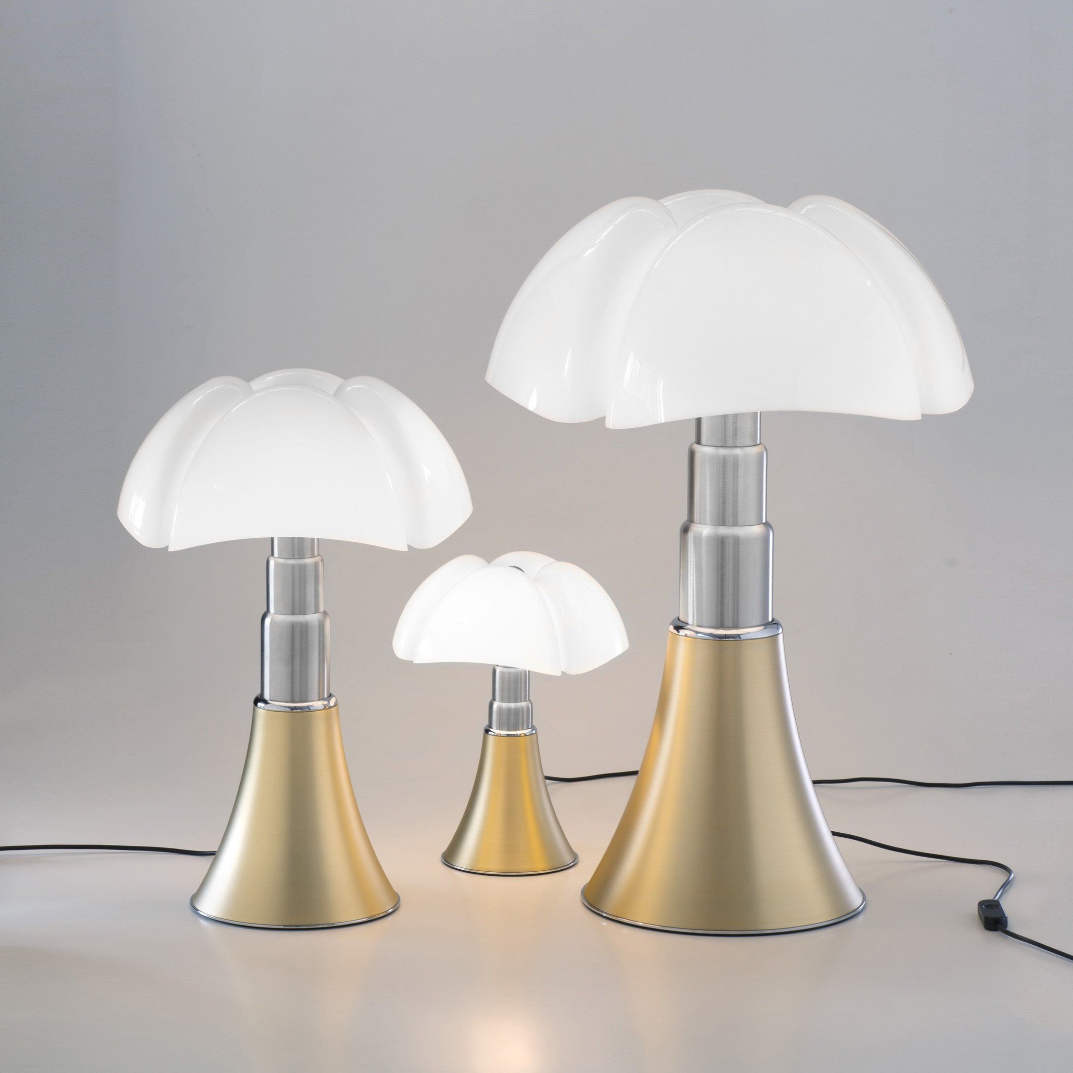 Lampe PIPISTRELLO GM laiton satiné H86cm