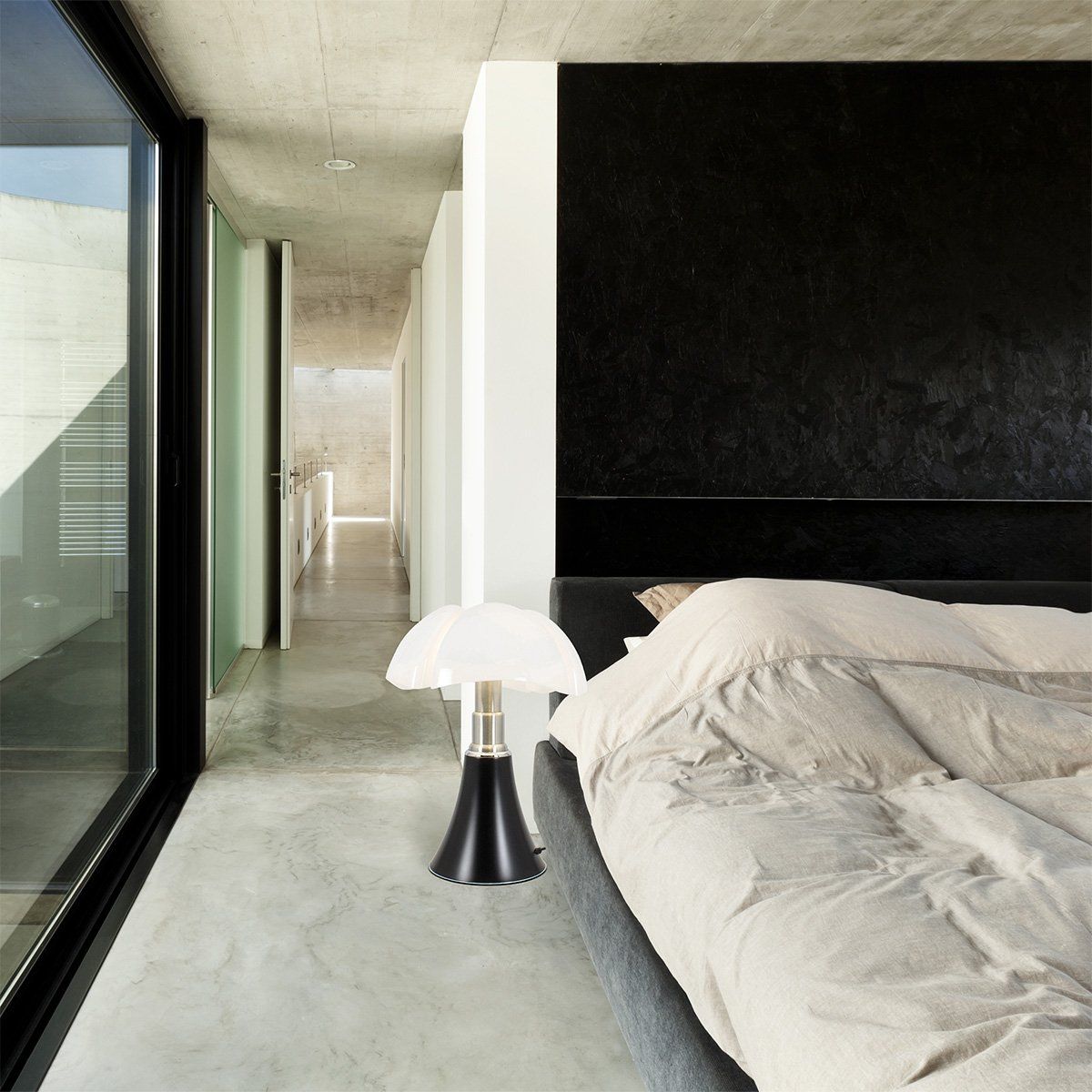 Lampe LED dimmable PIPISTRELLO GM noir mat H86cm