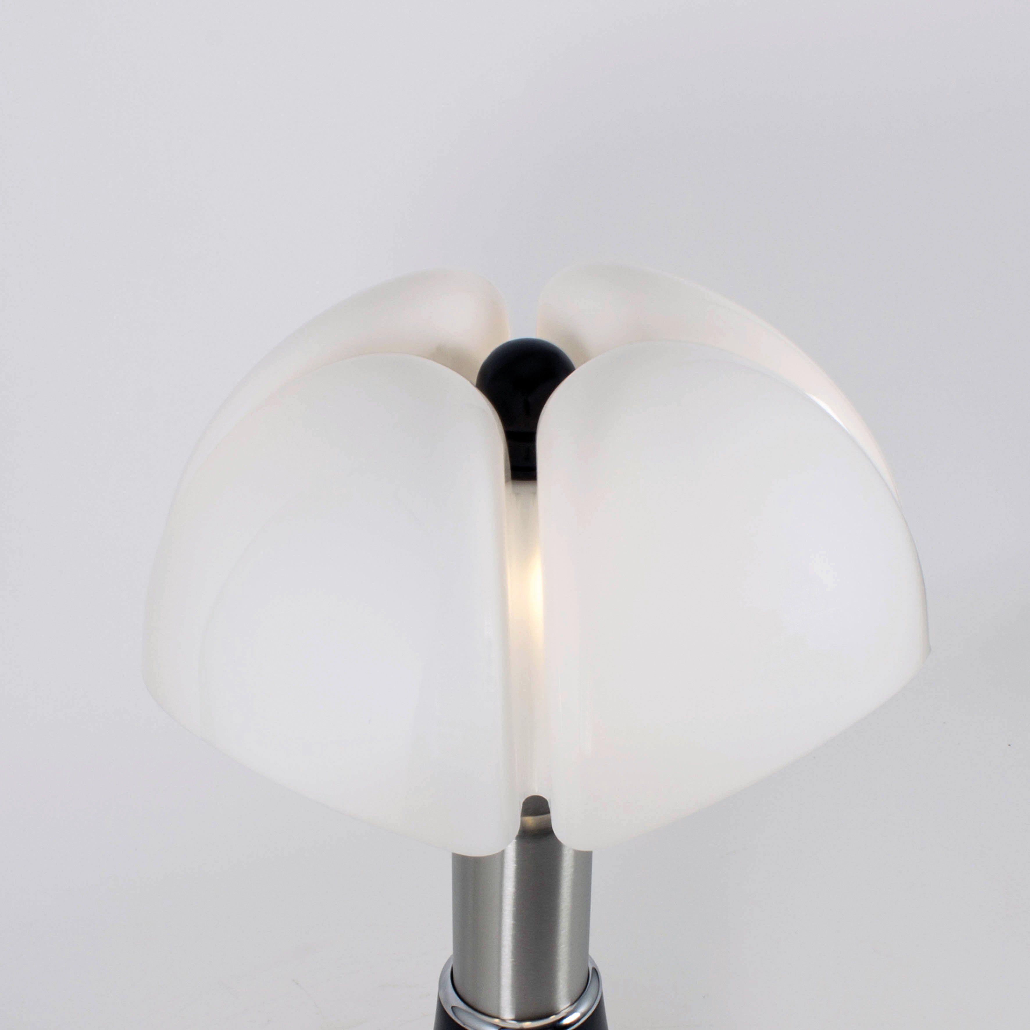 Lampe LED dimmable PIPISTRELLO GM noir mat H86cm