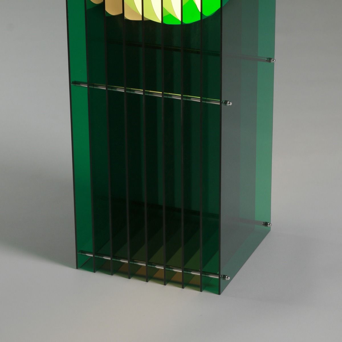 Lampe LOP BIG RECTANGLE en acrylique vert/verre opal H60cm