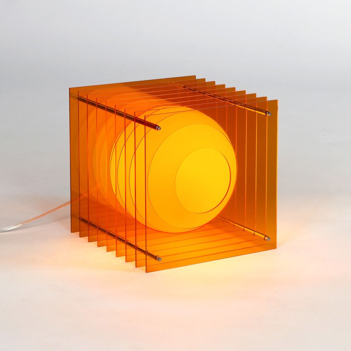 Lampe BIG SQUARE en acrylique orange/verre opal H24cm
