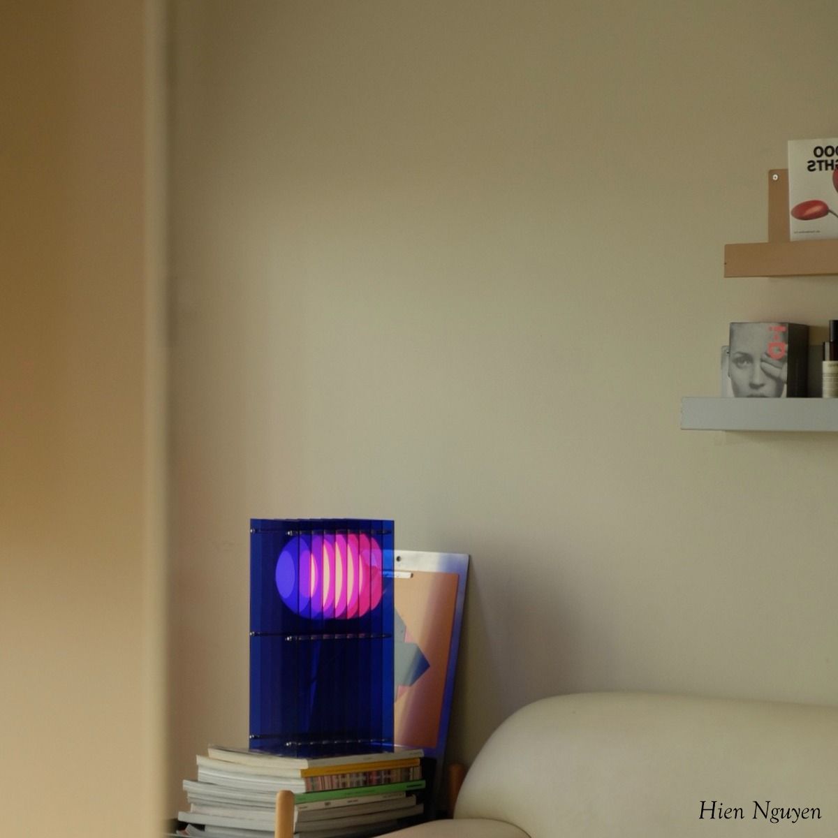 Lampe LED LOP SMALL RECTANGLE bleu H38cm