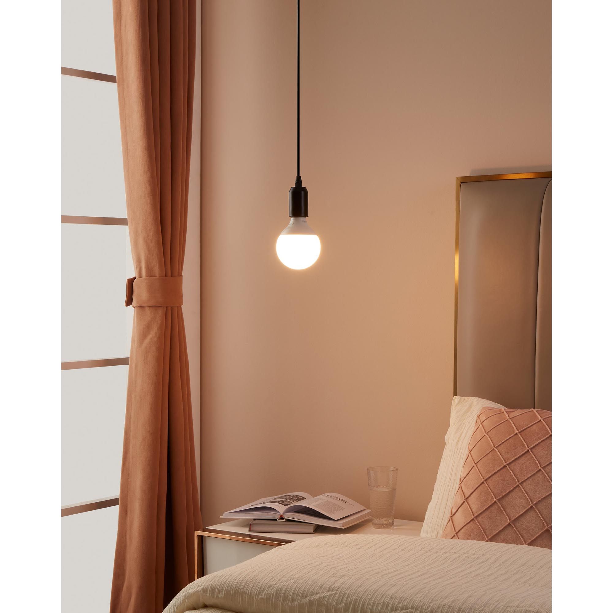 Ampoule Connectée en verre opale CONNECT Z D9,5 cm E27 3,5W Changement de couleurs