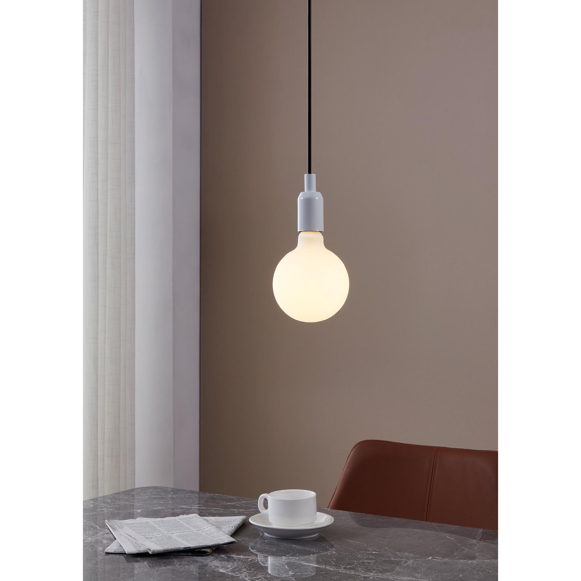 Ampoule Led Globe E27 verre opale forme globle D12,5 7,5W