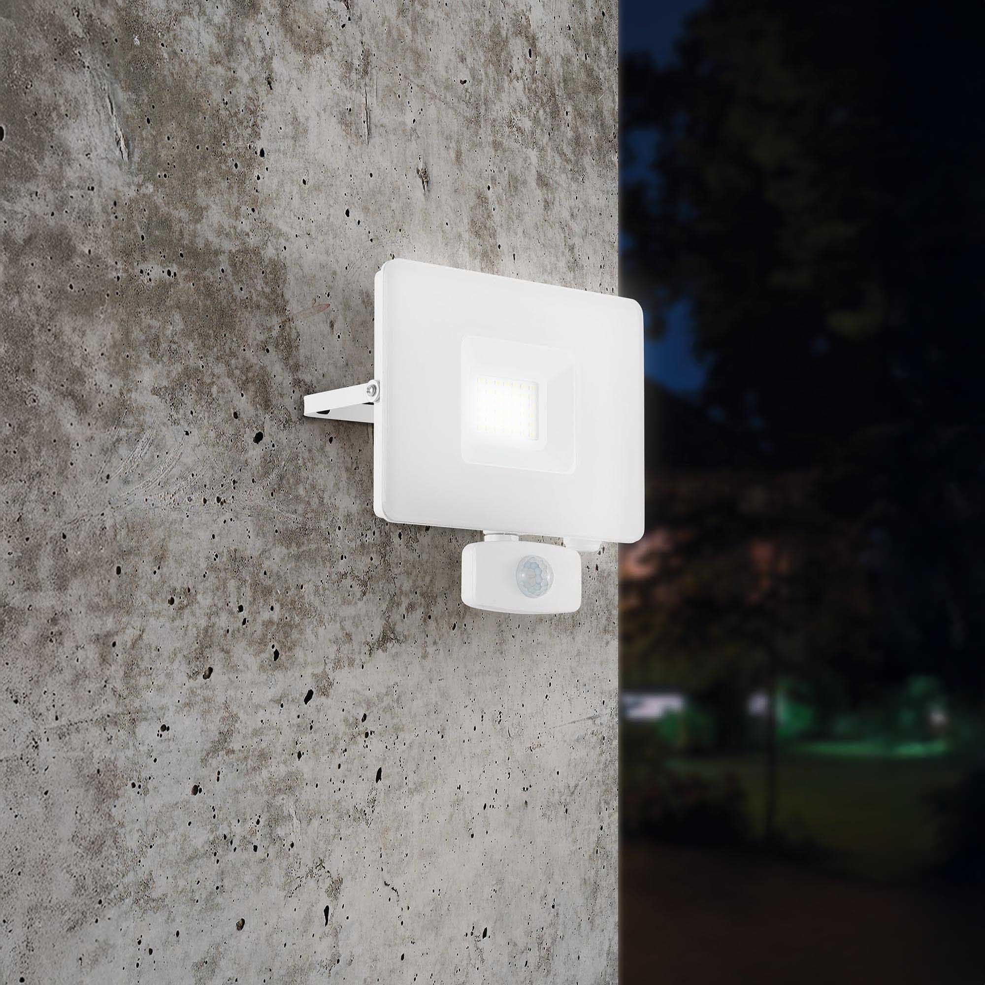 Projecteur extérieur détecteur LED FAEDO blanc H19cm