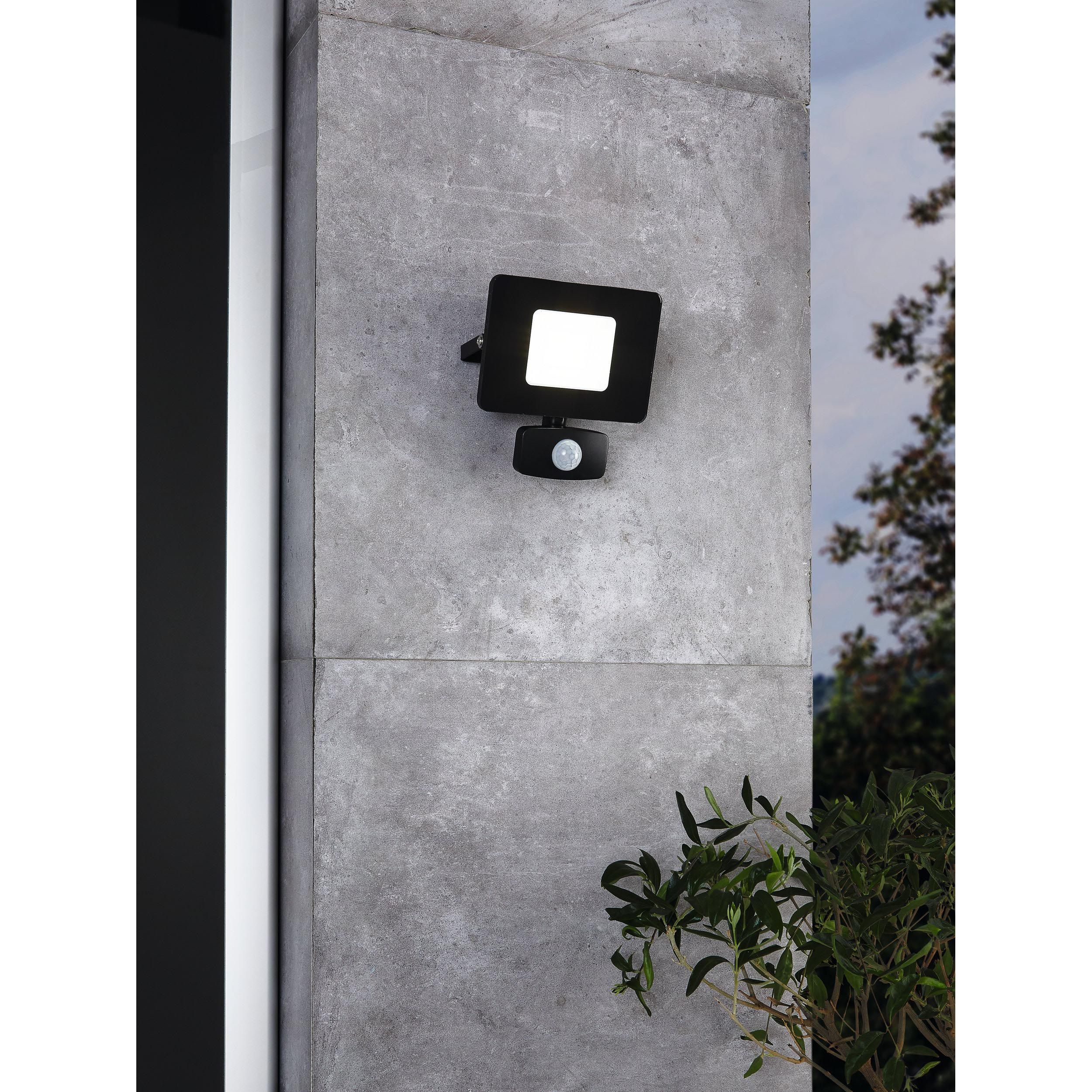 Projecteur extérieur LED FAEDO 3 noir H14cm