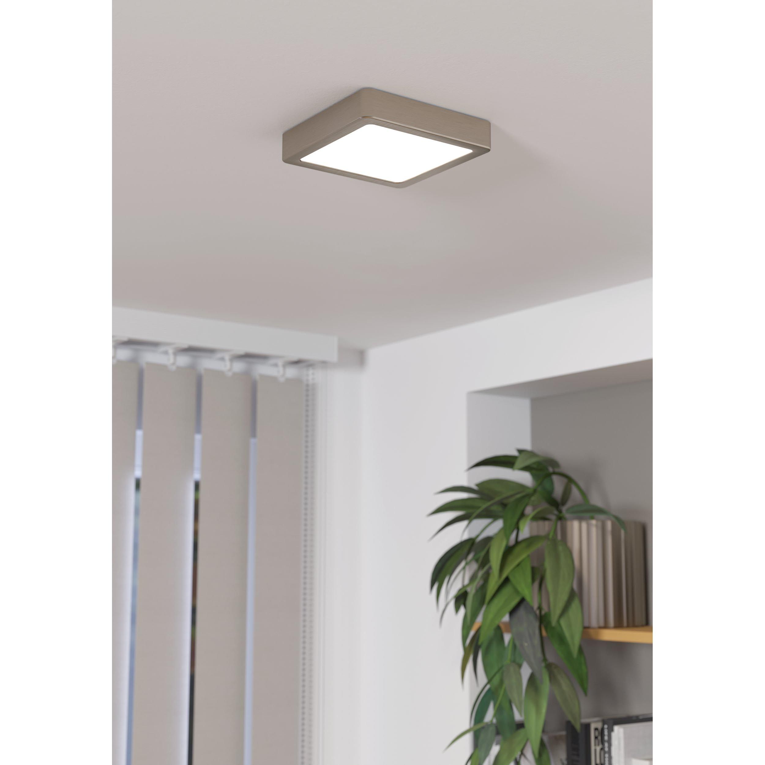 Plafonnier LED FUEVA 5 nickel 16x16cm