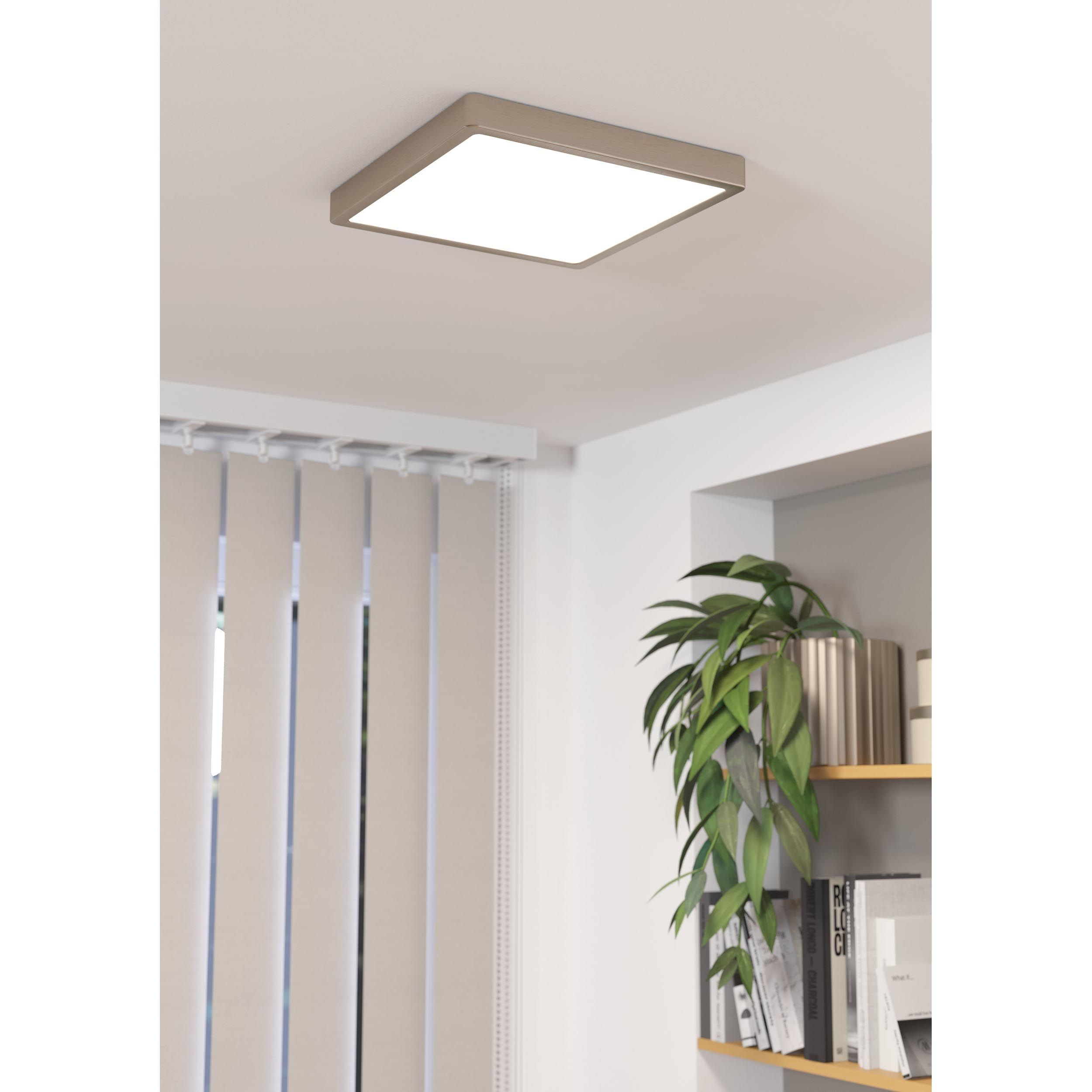 Plafonnier LED FUEVA 5 nickel 28,5x28,5cm