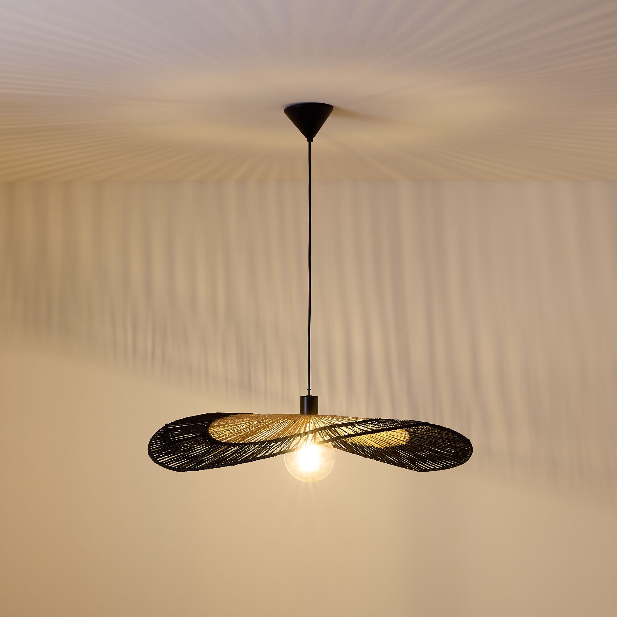 Suspension MIXO bambou naturel noir Ø80cm