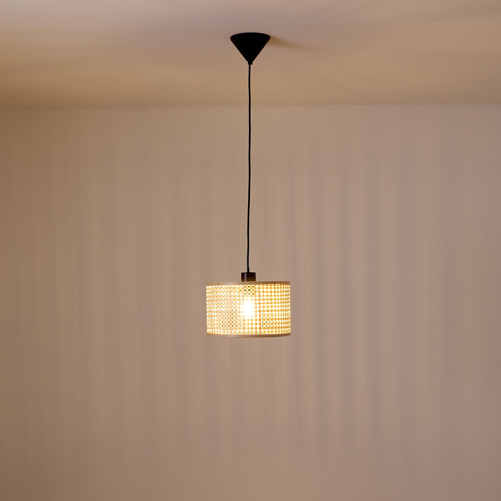 Suspension cylindre LANHA rotin naturel Ø25cm