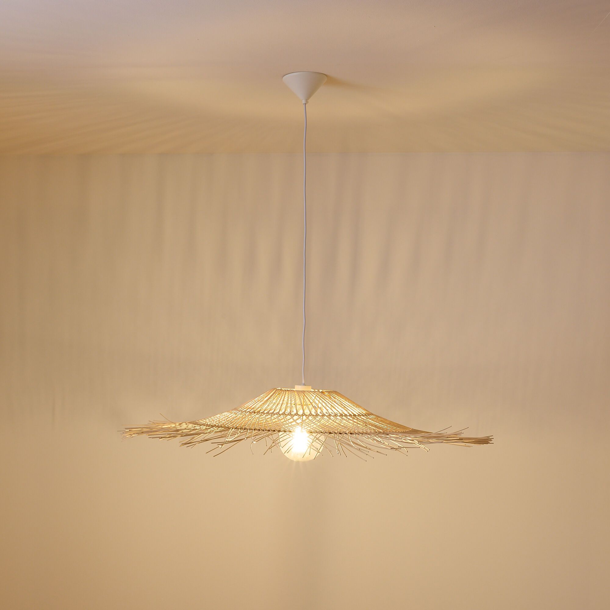 Suspension SAIGON bambou effet paille naturel/blanc Ø100cm