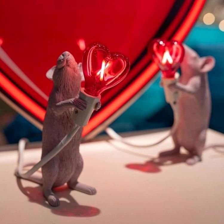 Lampe à poser MOUSE câble USB rouge H8cm