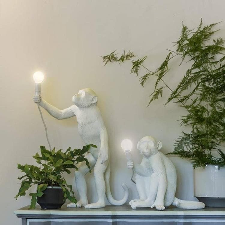 Lampe à poser MONKEY singe assis polypropylène blanc H32cm