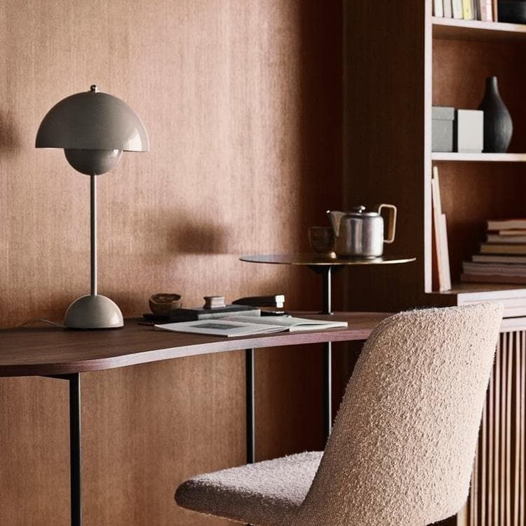 Lampe à poser FLOWERPOT VP3 taupe H50cm