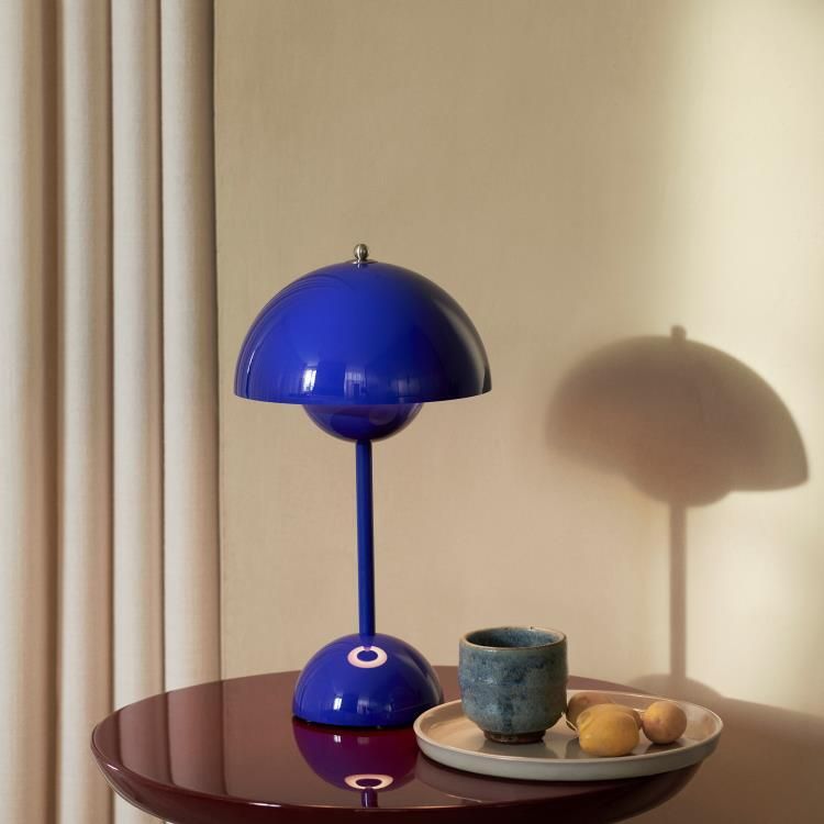 Lampe à poser FLOWERPOT VP9 bleu cobalt H29.5cm